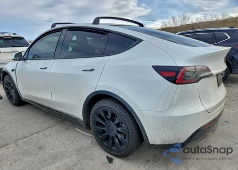 2023 Tesla Model Y from USA, damaged, VIN 7SAYGAEE1PF849335